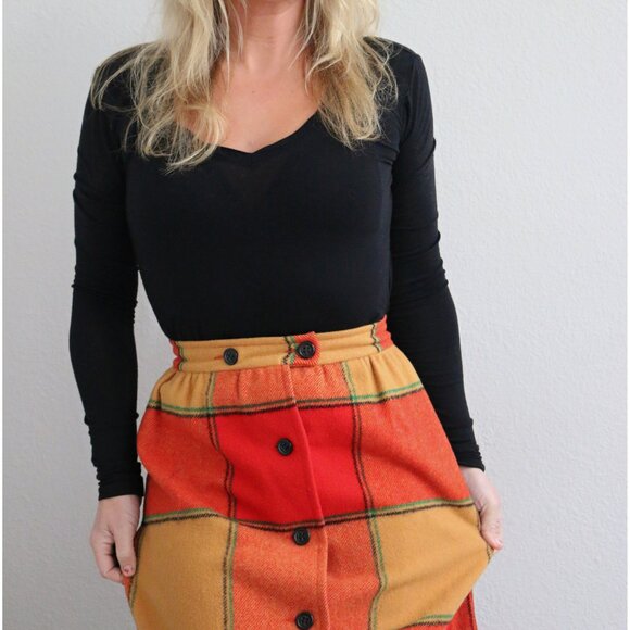 1970s Vintage Pendleton Wool & Plaid Fringe Skirt ~ Women's Extra Small XS SM - Picture 10 of 10